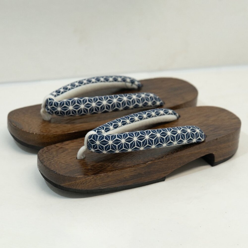 Japanese Geta Wood Sandal (Traditional)